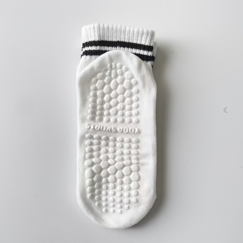 1/5 Pair Women's Silicone Anti - Pilates & Yoga Unleashed International Academy recension och pris